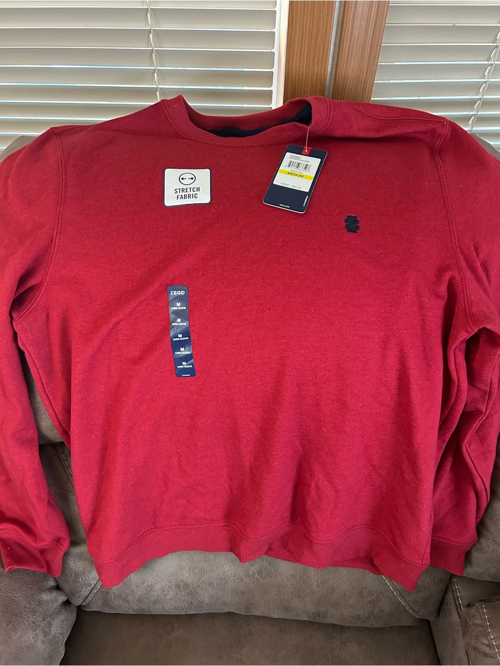 Izod Men's Crewneck Sweatshirt super soft NWT  in Deep Red with Navy Logo